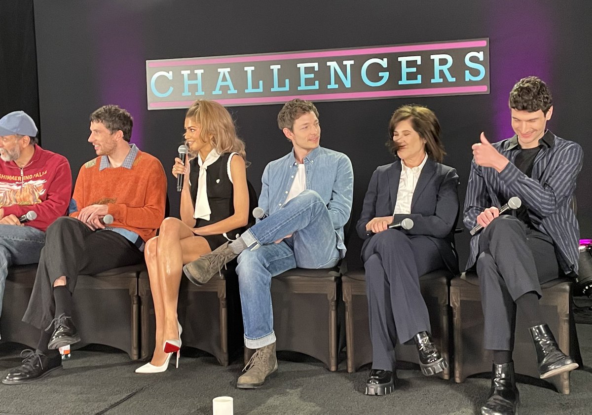 Today’s #Challengers press conference panel: Luca Guadagnino, Justin Kurtizkes, Zendaya, Josh O’Connor, Mike Faist, And Amy Pascal. 🎾