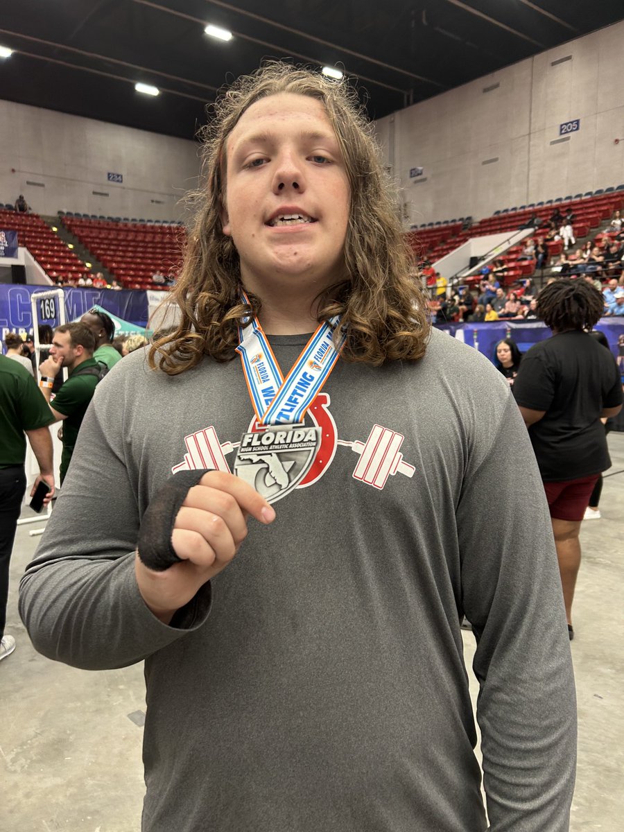Middleburg Boys Weightlifting (@horsepower_bwl) on Twitter photo The first Medal of the day for <a href="/Horsepower904/">Middleburg Football</a> goes to Charles Little #6thPlace #Horsepower The first Medal of the day for <a href="/Horsepower904/">Middleburg Football</a> goes to Charles Little #6thPlace #Horsepower