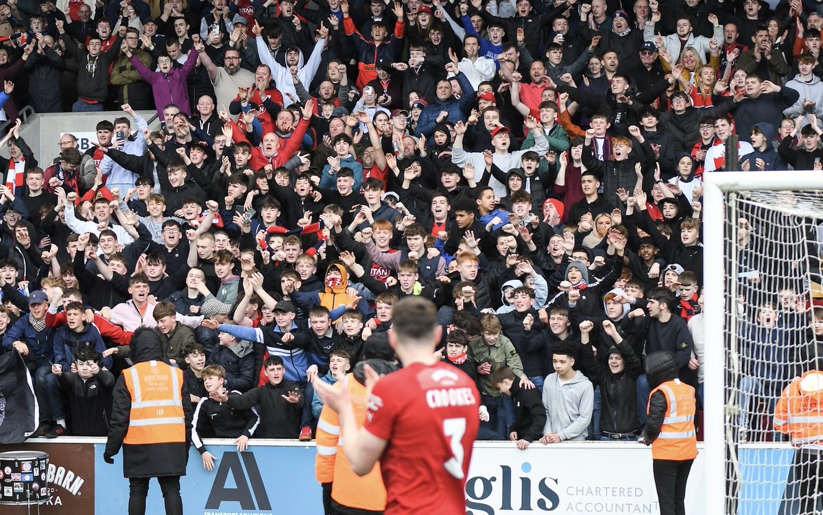 adamcrookes97's tweet image. Job done in the end🤝🏼 Hopefully much more to come next season. Thanks for all the support throughout🔴🔵
