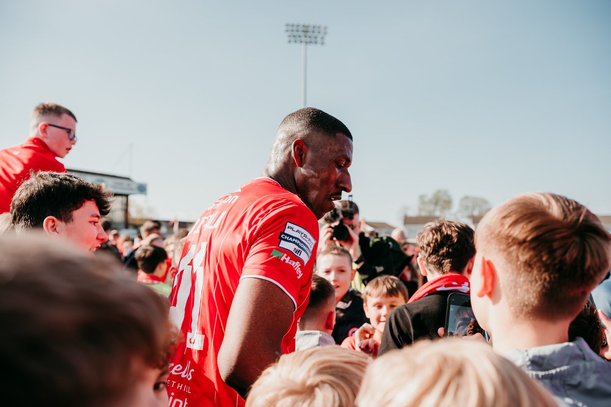 He came. He saw. He became a 𝗰𝗵𝗮𝗺𝗽𝗶𝗼𝗻. Brandon Diau x @Portadownfc