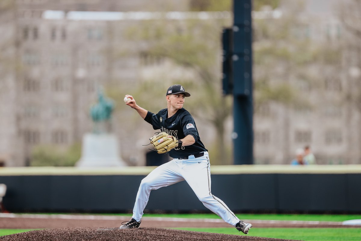 Justin Lehman complete game! We take Game 1 of the doubleheader, 5-3! Game 2 will start at 2:30 PM