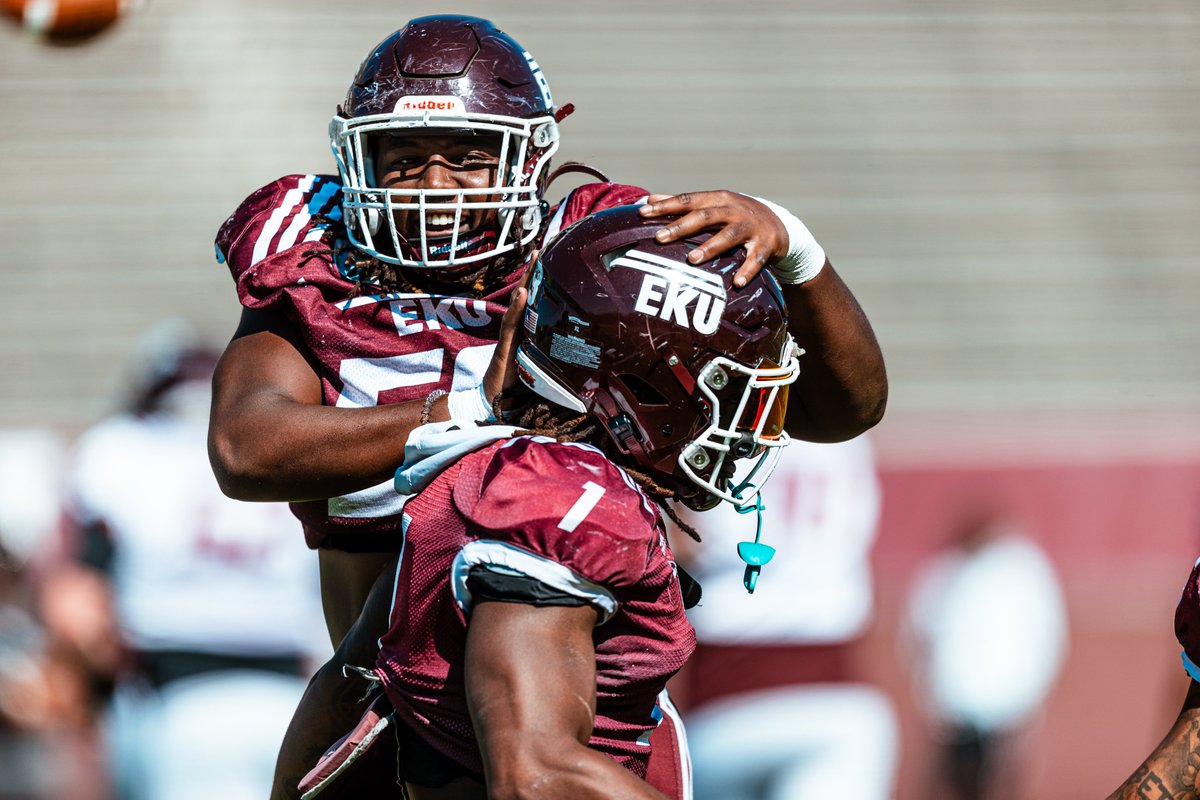 EKUFootball tweet picture