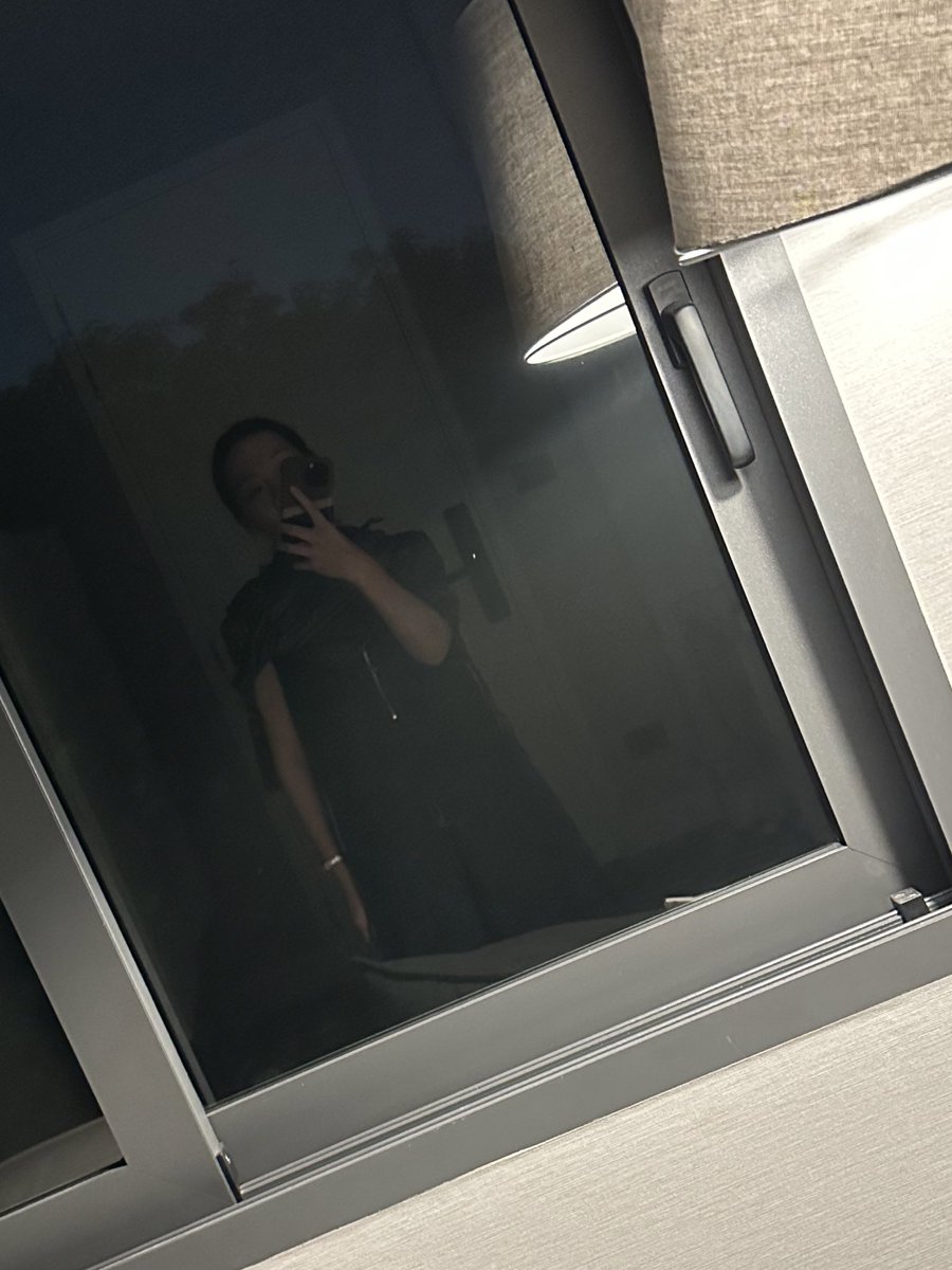 Vilaaaaa_m's tweet image. Long day ✌🏻🎞️💎

#finallyhome