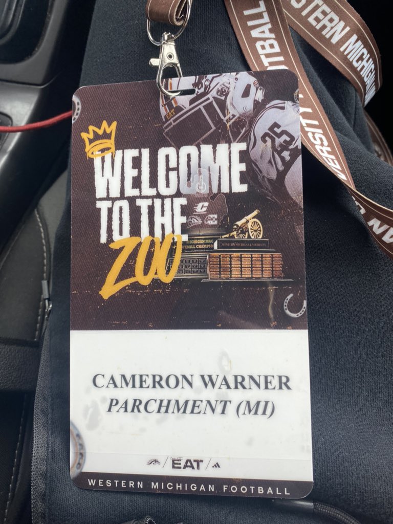 Had a great time at the @WMU_Football spring game. Crazy nice facilities, can’t wait to be back. @PHSPanthersFB @CoachReid_ @coach_celiscar @CoachLT39