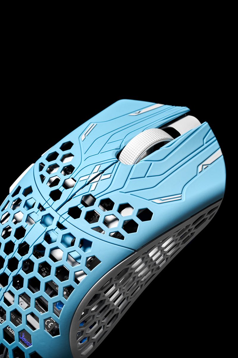 Introducing: The UltralightX Pro Series - Tarik 10,000 Limited Edition Units * Available in 5 minutes | Finalmouse.com