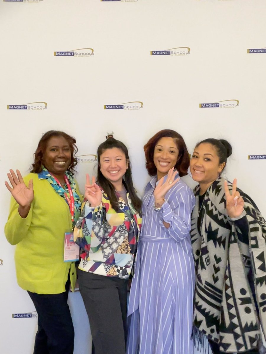 MiddleSchool35's tweet photo. Our Magnet Team presented this week our Magnet Journey and road to IB Certification.  What an awesome week of showcasing our school community @MagnetSchlsMSA @D16LEADS #ms35rocs https://t.co/7CCYuqBzpy