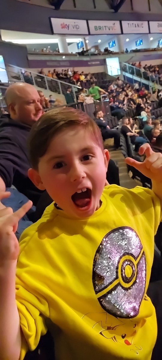 trickstweets's tweet photo. Let's get ready to rumble #wwebelfast https://t.co/QyHtQwckwX