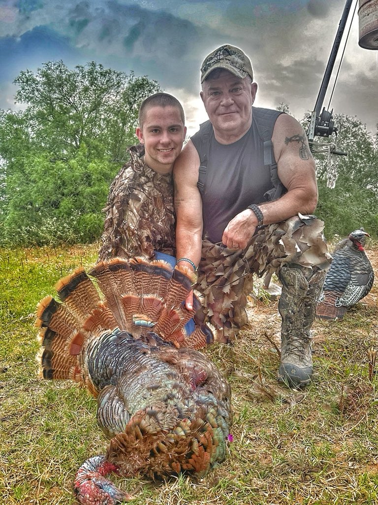 TGlennMoore3's tweet photo. The Beast took a break from the gym today and bagged his first turkey, a young gobbler!!!! Bamπͺπ»πͺπ»πͺπ» #provethemwrong #screwcerebralpalsy #stopcyberbullying #pediatricstrokeawareness #cbr #INBA #cordbloodsavelives #cookchildrens #dystonia https://t.co/4EMqBD75vR
