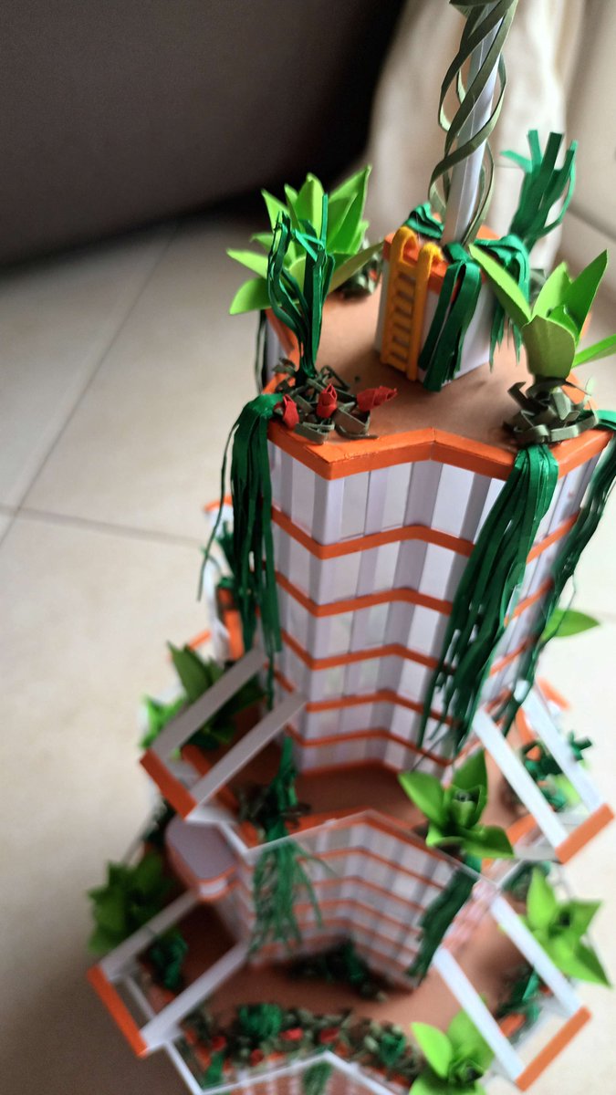 Danny Tower !
A handmade all-paper building.  The goal was to give the building a futuristic look, filled with plants on every floor.

#art  #corse  #madeincorsica  #building  #tower   #architecture  #architecturedesign #artistefrancais  #faitmain #artistes  #modelisme #maquette