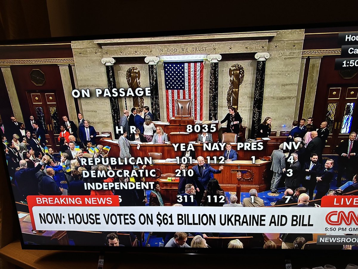 The US #Congress finally passed a law on 61bn USD aid for Ukraine. So needed, so unfortunately delayed. Congratulations to those voted in favour!! Republicans are much divided. After all, #Ukraine is given what is much needed to defend the values of West!
