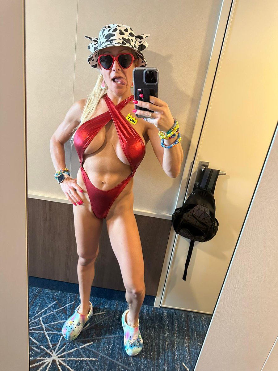 It’s Saturday!!!! Means Pool party at #encorebeach then tonight #Omnia and guess what? We have a room at Caesar in case we find a hot guy or 2 or a hot girl to #fuck let’s the weekend start 😃 #fuckme #gamma #lasvegas #hotwife #hotsex #davidguetta #loudluxury #pornstar #bbc