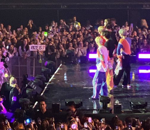 to zdjęcie będzie w książkach do historii za jakieś 250 milionów lat świetlnych