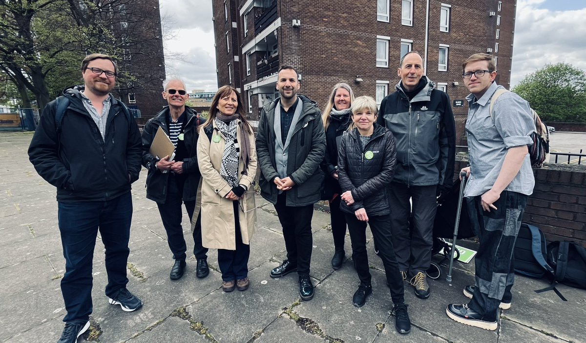 A very positive day and a great turnout before the mayoral and GLA elections with @ZackPolanski. It’s important that Assembly Members from other political parties are in City Hall to ensure Londoners are listened to and it was very encouraging to listen to people who want…