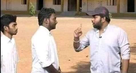 your_highnish's tweet photo. kathukka.. sanda podurapo azhaama pesa kathukka. https://t.co/vMjTLotFit
