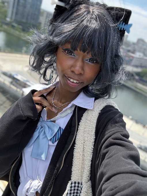 on da roof ? https://t.co/bcXqKeb9IT