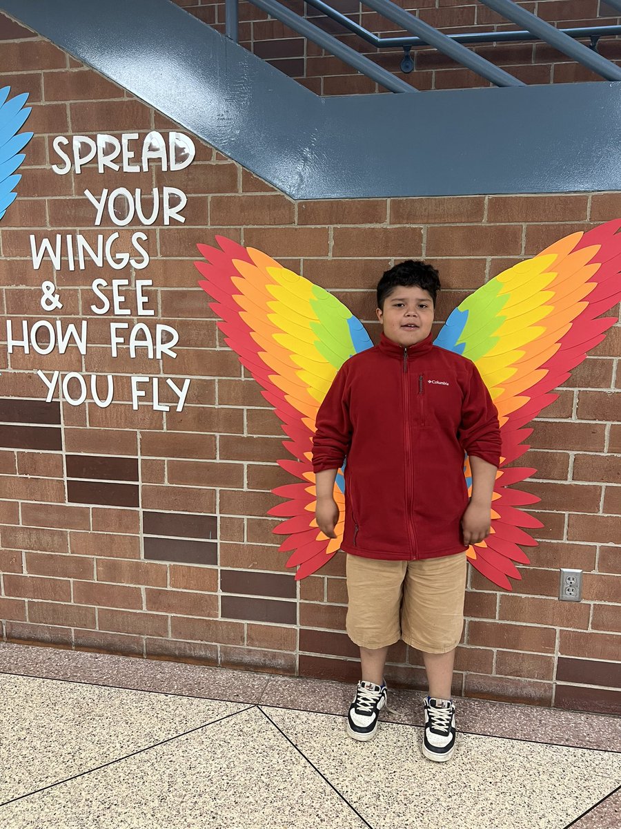 Spread your wings and see how far you fly! #TheBestYearEver🐯 #WatchUsWork @IPSSchools @AleesiaLJohnson @LelaSimmons19 @akuchik @jessdave5