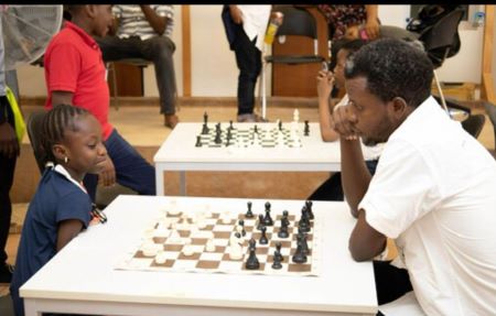 In Nigeria, this is how a family is transforming game of chess to... africanchangestories.org/2024/04/19/fam…