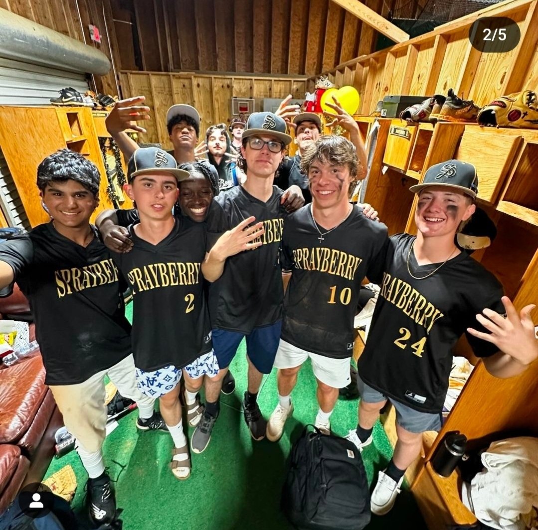 AidanSarden's tweet photo. Here's to the end of a great high school season! https://t.co/xRCCXyT98t