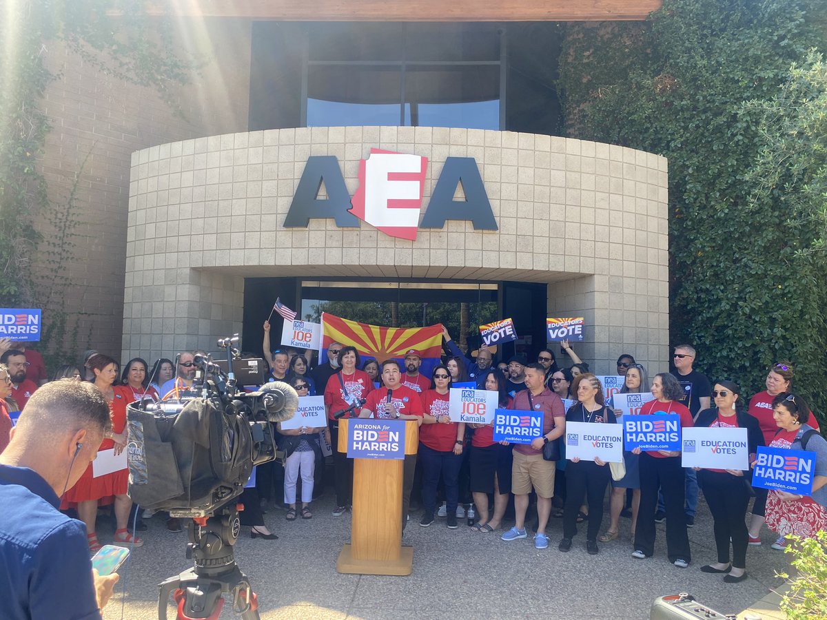 HAPPENING NOW: We have Arizona educators standing together to launch #EducatorsforBiden - these folks have seen the stark contrast between Trump and @JoeBiden investing in education and caring for ALL students. These educators call for Arizonans to vote for @JoeBiden - for the