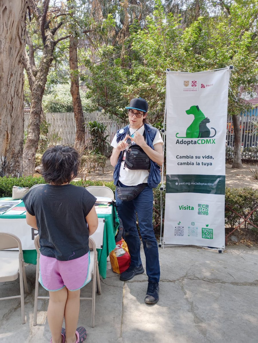 Participamos en la 'Jornada Ambiental en TUnidad' con @ProsocCDMX , @SEDEMA_CDMX y @AgatanCdmx en la UH SCOP 🌱🏬🐾💉♻️, col. Narvarte ¡Acércate a nuestro stand! Tenemos actividades recreativas sobre bienestar animal, tutela y adopción responsable @AdoptaCDMX 🐶🐱