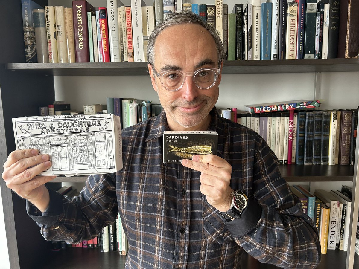 People ask me what kind of food writers should eat to write real good. I eat little fishes that got the alpha and the omega whatever brain oil something like these excellent sardines from @RussAndDaughter