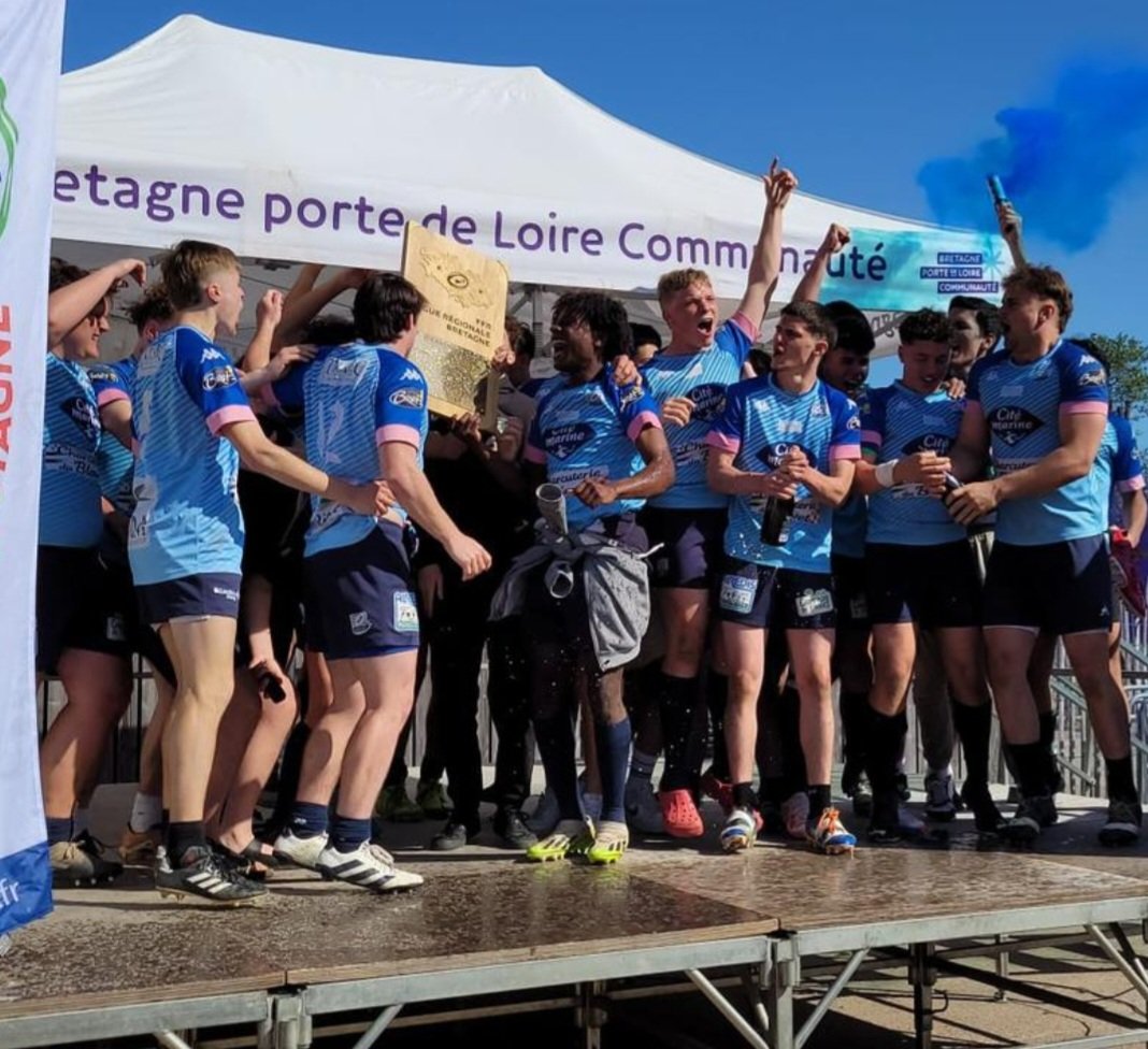 U19. 🔹
Régional 1. 🔹

Le PARC/SKRANK est Champion de Bretagne! 💥

Félicitations aux joueurs et au staff qui conservent le Bouclier!

#ParcAtak

👉 paysaurayrugbyclub.ffr.fr/actualites/19-…