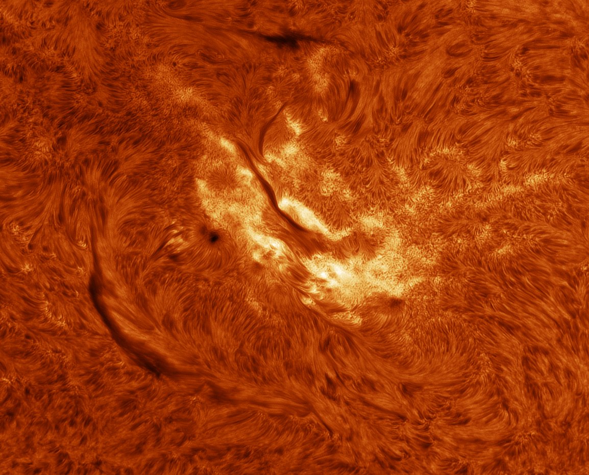 Today's solar imaging efforts with the 120mm Evostar. Lots of activity today, with moments of great seeing conditions allowing some particularly fine details :) Colourised H-Alpha. #astrophotography #sun #telescope