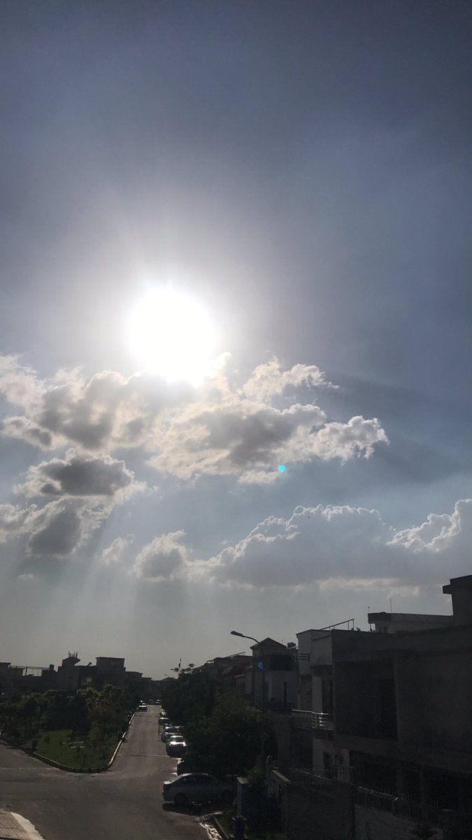 SaadTandT's tweet photo. Cloud Media. https://t.co/LKg5by6ynY