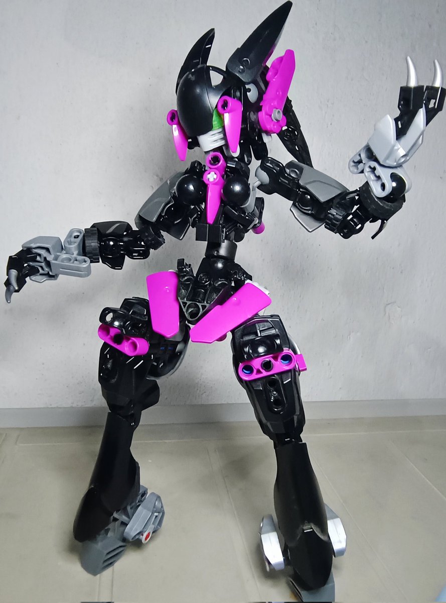 Claire master of poison

#ロボ娘 #メカ娘 #bionicle #lego #バイオニクル #レゴ #robotgirl