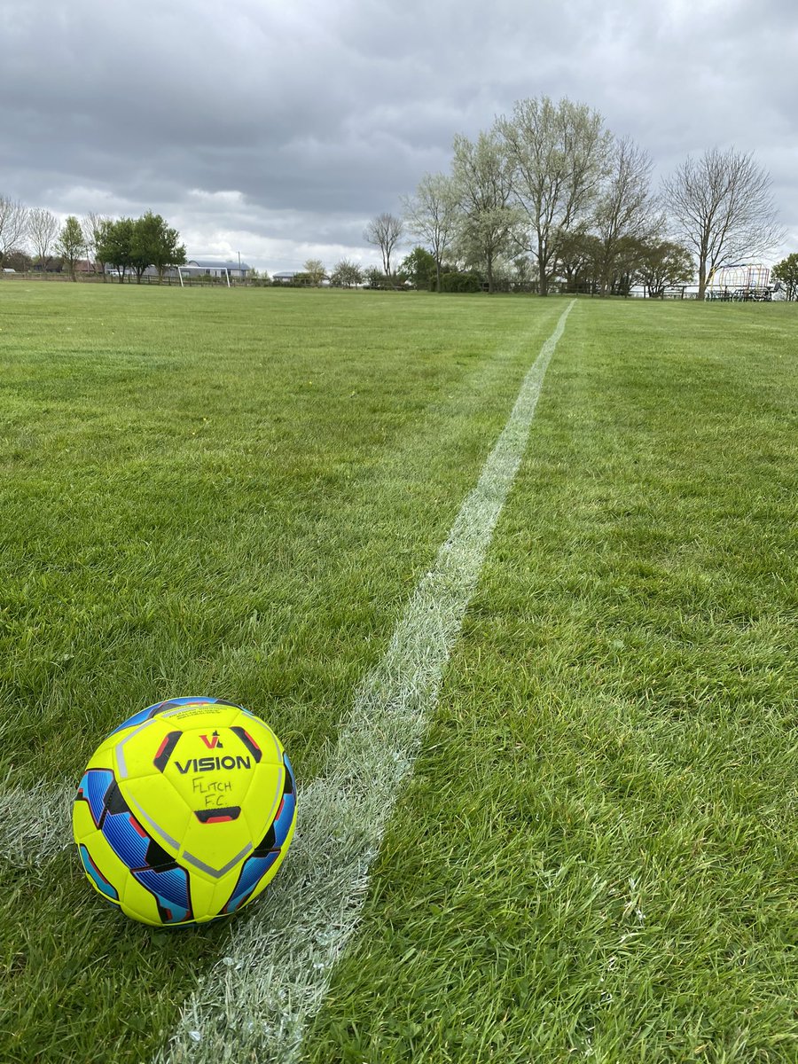 grasslad's tweet photo. Just the one pitch prep today, all cut and marked for @FlitchunitedFC v @TollesburyFC in the league. 

Hope you get the win guys 🔵⚽️👍🏼

#grassrootsfootball #grassroots #groundsamnlife #groundscare 
#volenteer https://t.co/NlCFzehx26