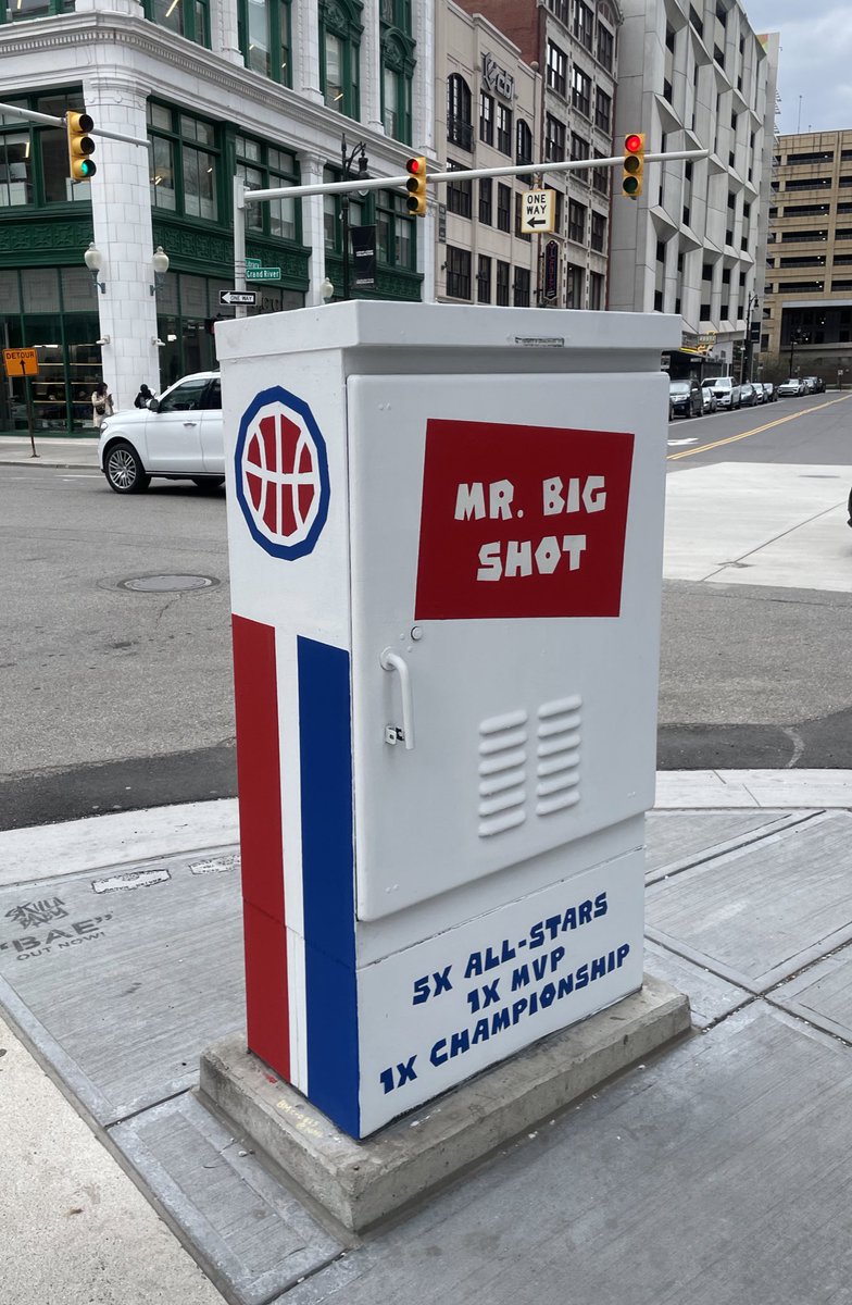 Why have utility boxes when you can have retired numbers? Popping up downtown ahead of the draft. Nice touch, Detroit.