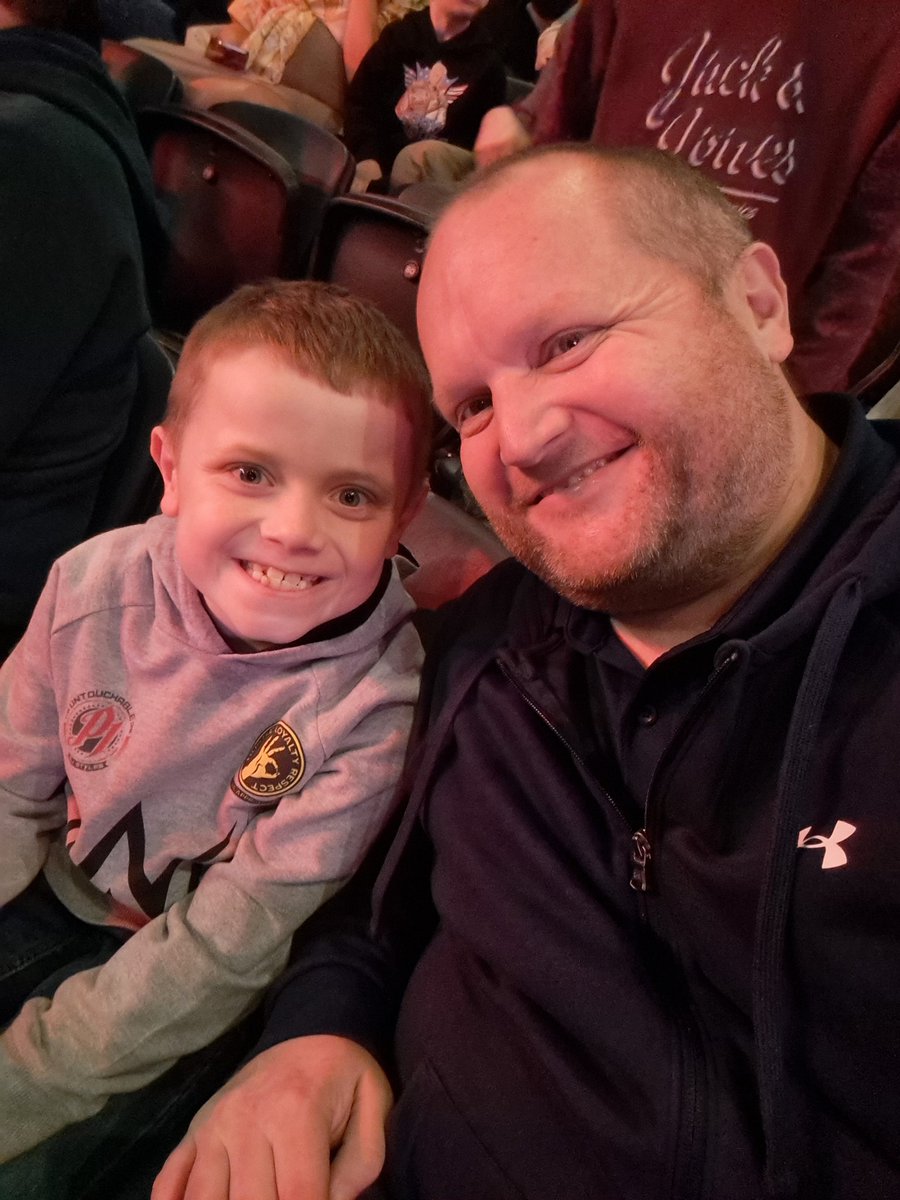 philipcanter's tweet photo. @WWEUK all set for the Belfast show. Charlie is so excited! #WWEBelfast https://t.co/UnOoUdOR4e
