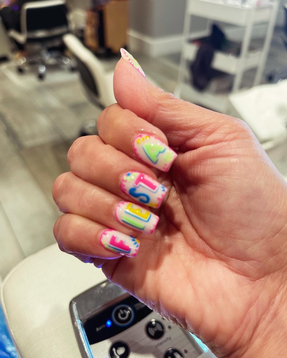 Christiricha25's tweet photo. Have my nails done and Fiesta ready. Tony @ CoCo Nail Salon on Culebra is the best!! https://t.co/NmwJbcfCJn