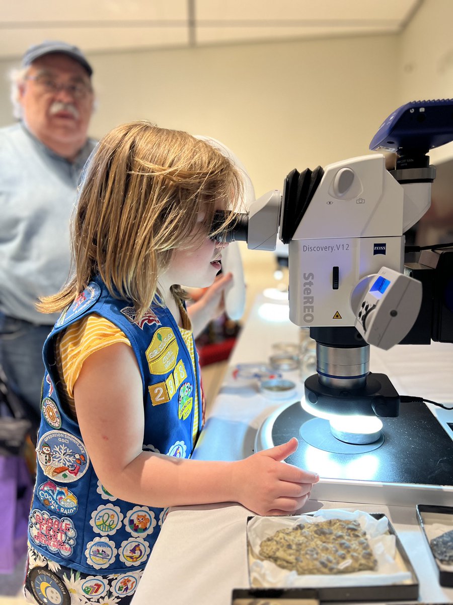 CEES_IUI's tweet photo. A shout out and big thank you to W. Nuhsbaum Inc. for providing this fantastic Zeiss microscope for today’s Circle the City STEM event at the ISM! https://t.co/OkCkLsO2wS