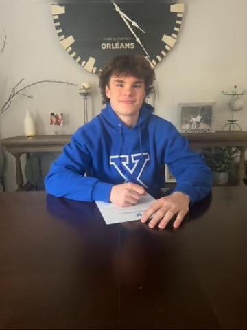 NAX would like to welcome Forward, Brady Whitehead back to the program for the 2024/25 season. Brady had a successful year U17 Prep last season, scoring 19 goals and earning 23 assists for 42 total points! We want to wish Brady a successful season ahead as part of U18 Prep.