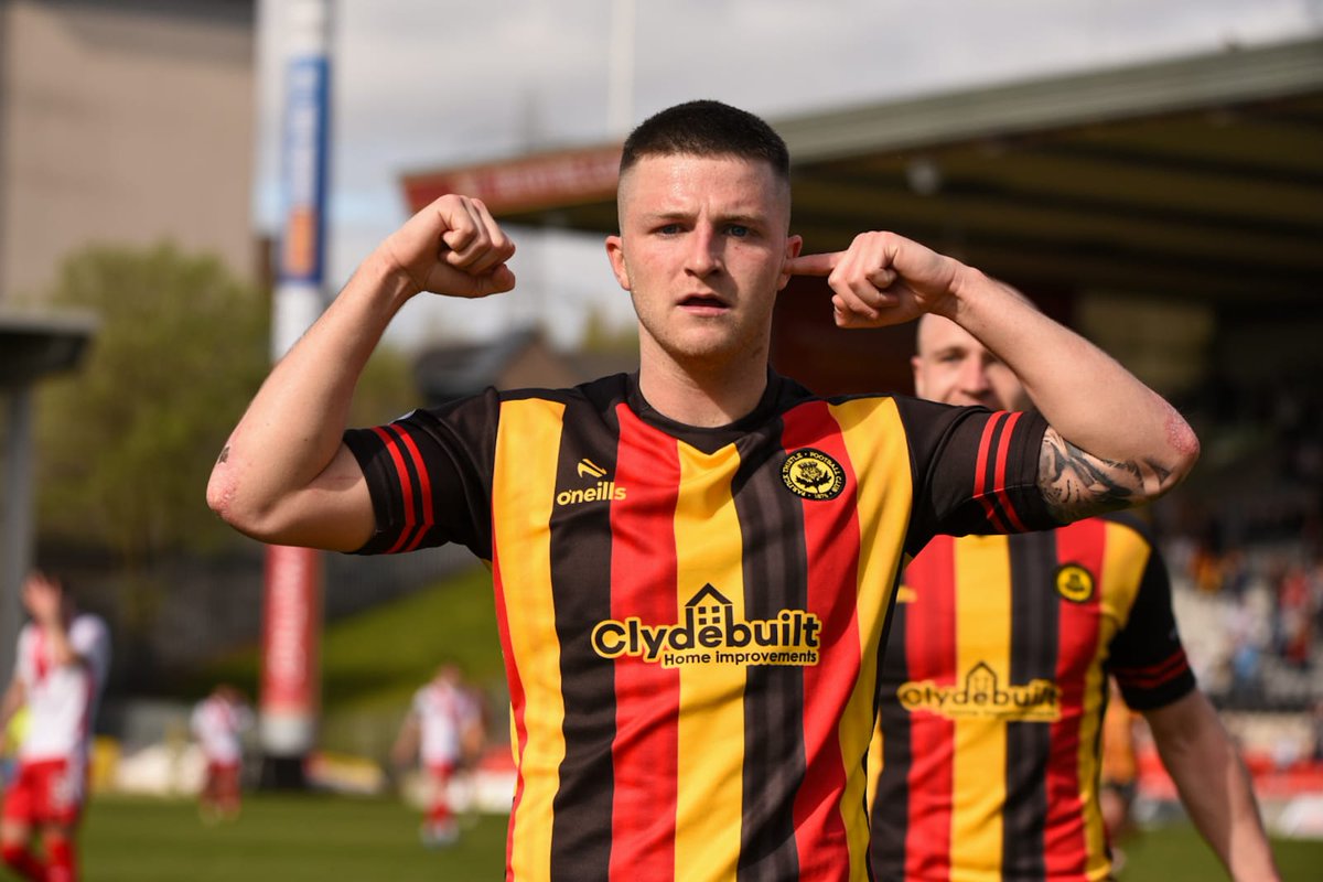 🌪️ Goal number 25 in Thistle colours ❤️💛 @Fitzpatrick2001 I @YoungJags_ 📸 @georgiadunn06