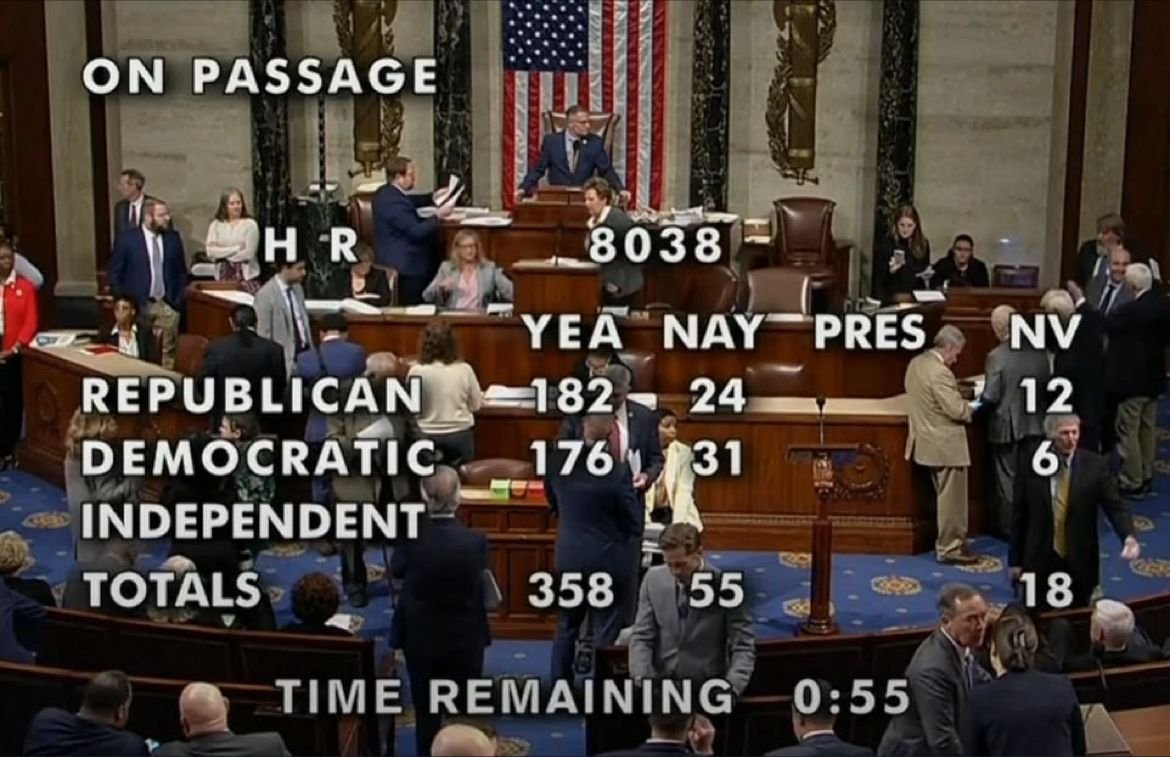 ⚡️The US Congress has done the right thing and passed a bill providing $61 bln in military aid to Ukraine - a major blow to Putin's dictatorship whose military has been waging a full-scale war of aggression for 2 years and 2 months. Ukraine will now be equipped to defend itself.