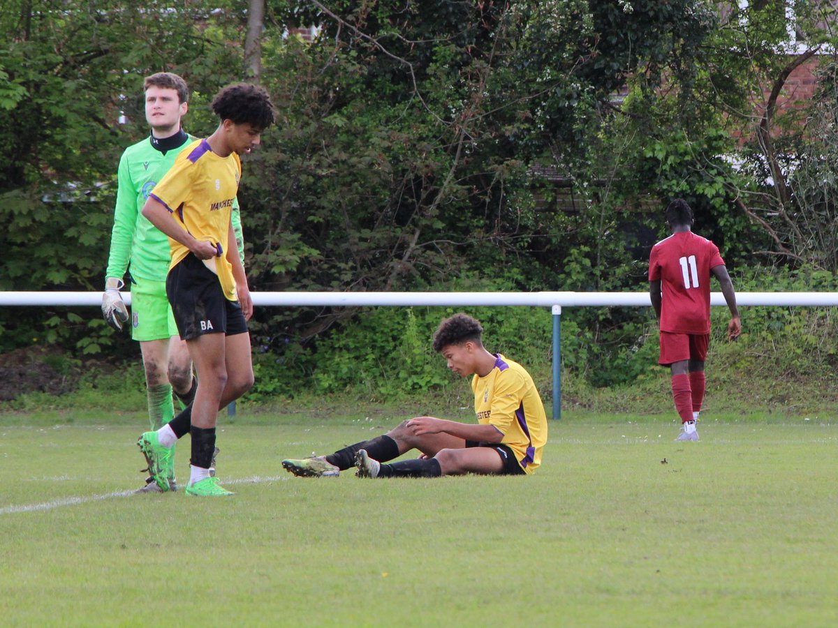 CheadleNomads's tweet photo. Menasseh Tenadu puts the icing on the cake for the reserves this afternoon with the 4th goal #WeAreNomads https://t.co/n53gV9qBRv