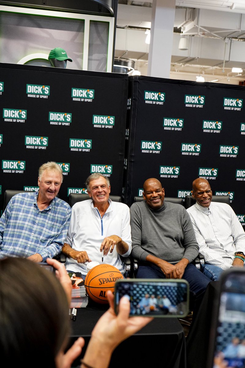 Back together. #legends Larry Bird, Kevin Mchale, Cedric Maxwell and Robert Parish all at Dick’s Sporting Goods in Boston. 📸: @CLNSMedia