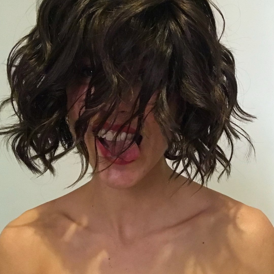 3 pic. ⚡i changed my look! ⚡ new long clip from my #SelfCareSaturday today is coming tomorrow on my page💧 https://t.co/RzQYgM80Ya