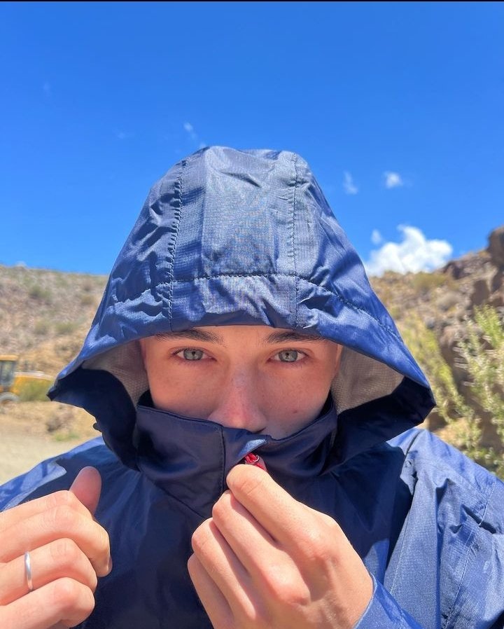 dhayra_24's tweet photo. FELIZ CUMPLEAÑOS LUCAAAAS! Pásala muy bonito, te quiero y admiro mucho, espero tengas un lindo día, te lo mereces ❤️ #LucasMascaBDAY https://t.co/vmD47KGa5n