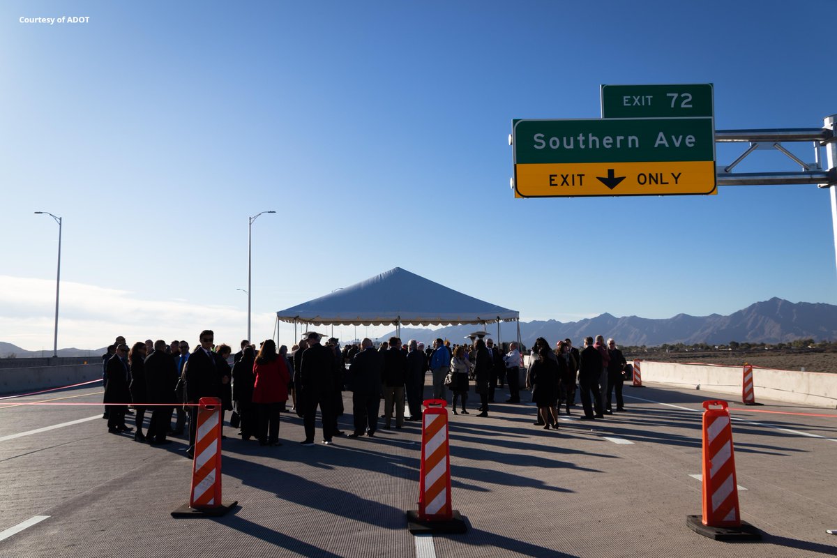 MAGregion's tweet photo. 2024 will mark the 5-year anniversary since the opening of Loop 202 (South Mountain Freeway). This project was made possible through partnership with ADOT and the Gila River Indian Communityand has uniquely connected the West and East valleys.
The Loop 202 was funded by #Prop400. https://t.co/s4cqLoL7pU
