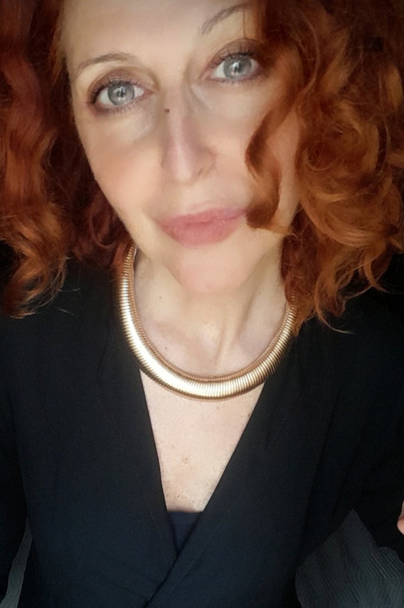 irlandese67's tweet photo. Ho fatto tanti errori nella mia vita ma non quello di togliere il piumone.
#buonaserata
#freddino
#inganniprimaverili
#primaveranonmifreghi
#aprileconlalana
#aprileconilpile https://t.co/puyfkINjF8
