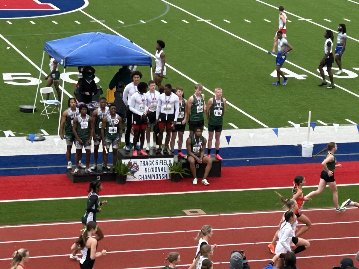 Congratulations!! Boys 4x100 Relay Team Finish 2nd Headed To State Meet!!