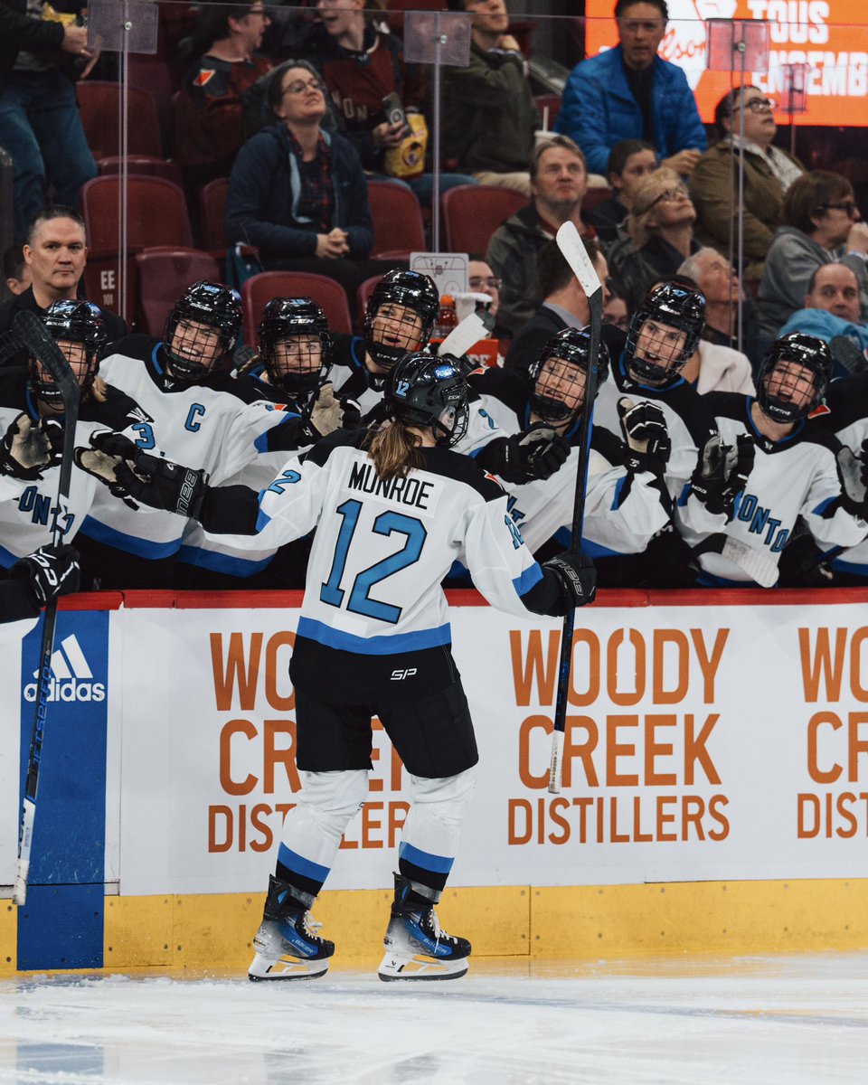 PWHL_Toronto's tweet photo. A BIRTHDAY GOAL FOR @AllieMunroe3 AT THE BELL CENTRE 🥳 

IT DOESN’T GET BETTER THAN THIS. https://t.co/848EWBJD3Q
