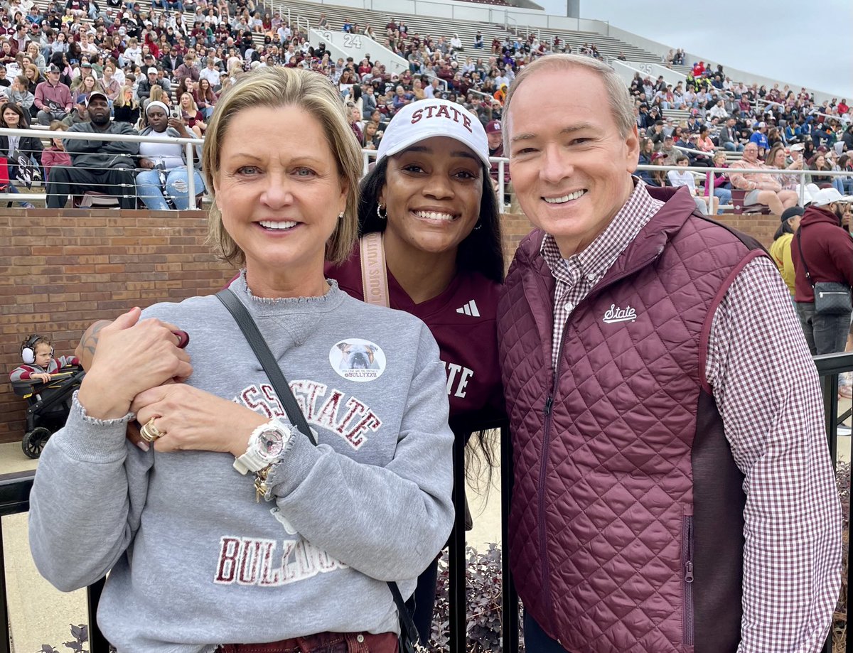 Rhonda and Mark Keenum welcomed WNBA star and Mississippi State alumna Victoria Vivians back to campus at today’s Bulldog Spring Game on the Davis Wade Stadium sideline. Super Bulldog Weekend continues today and tomorrow on campus and in Starkville. Hail State!!!