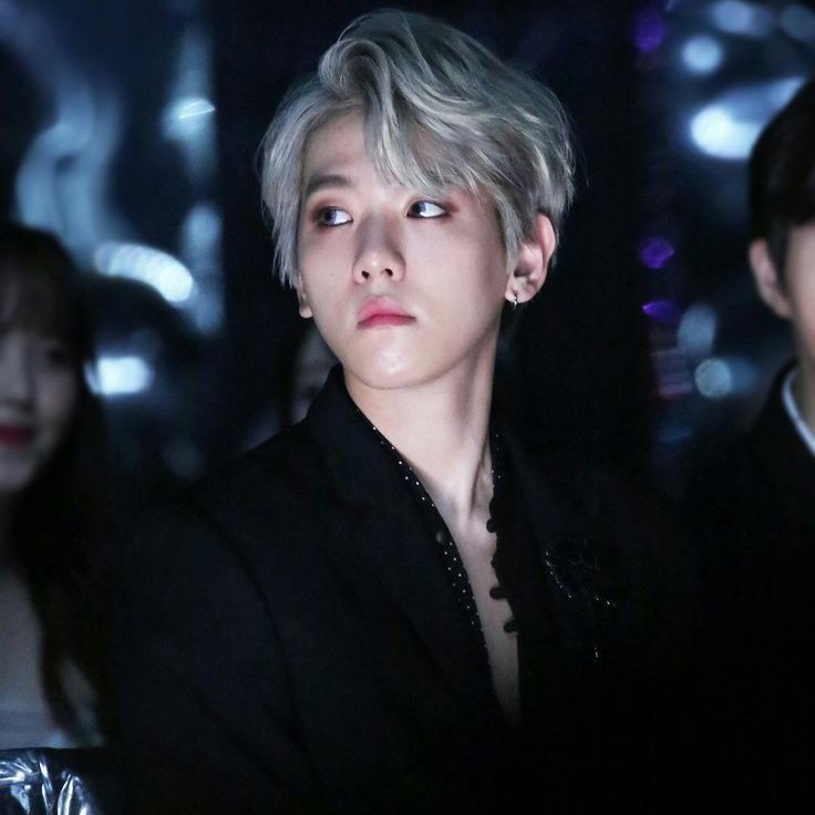 𝐋𝐮𝐤𝐞 : I'm sure someone who looks like me in real life is ugly
𝐁𝐚𝐞𝐤𝐡𝐲𝐮𝐧 : Shut up Luke

#NerdProject
#EXO #BAEKHYUN
<a href="/B_hundred_Hyun/">Baekhyun_EXO</a> <a href="/weareoneEXO/">EXO</a>