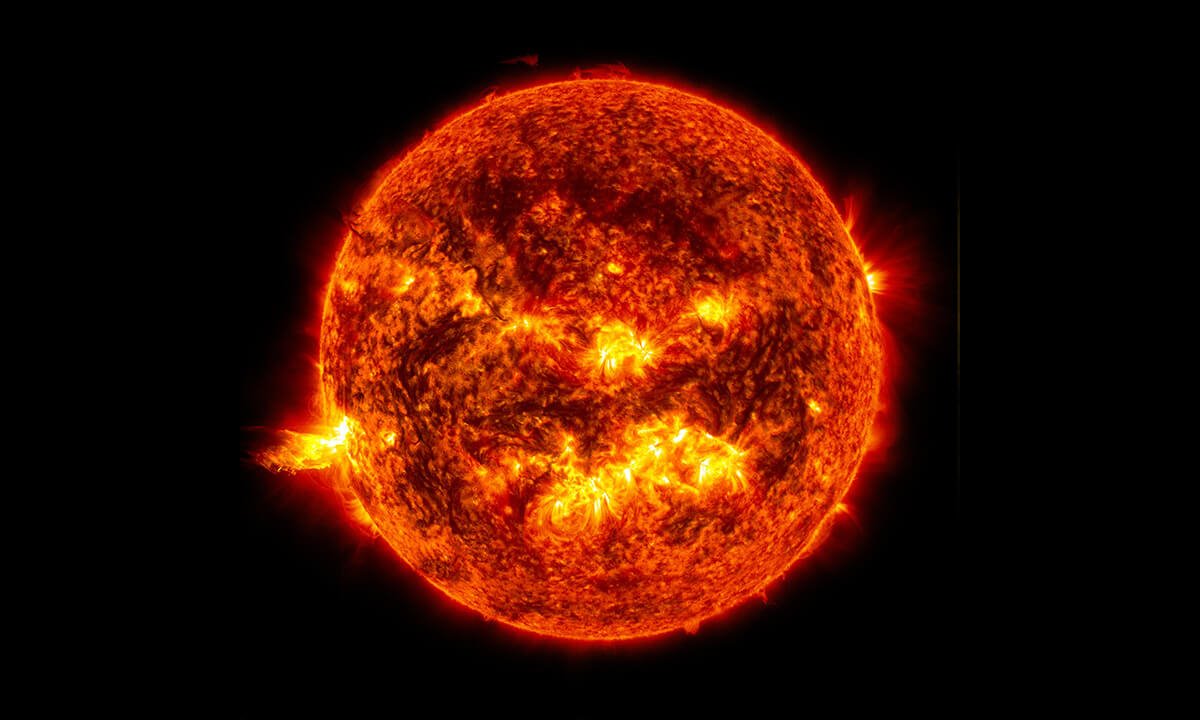 Hay personas que aún se preguntan cómo arde el Sol si no hay oxígeno en el espacio ow.ly/UcTN50Rex73 #FelizSábado