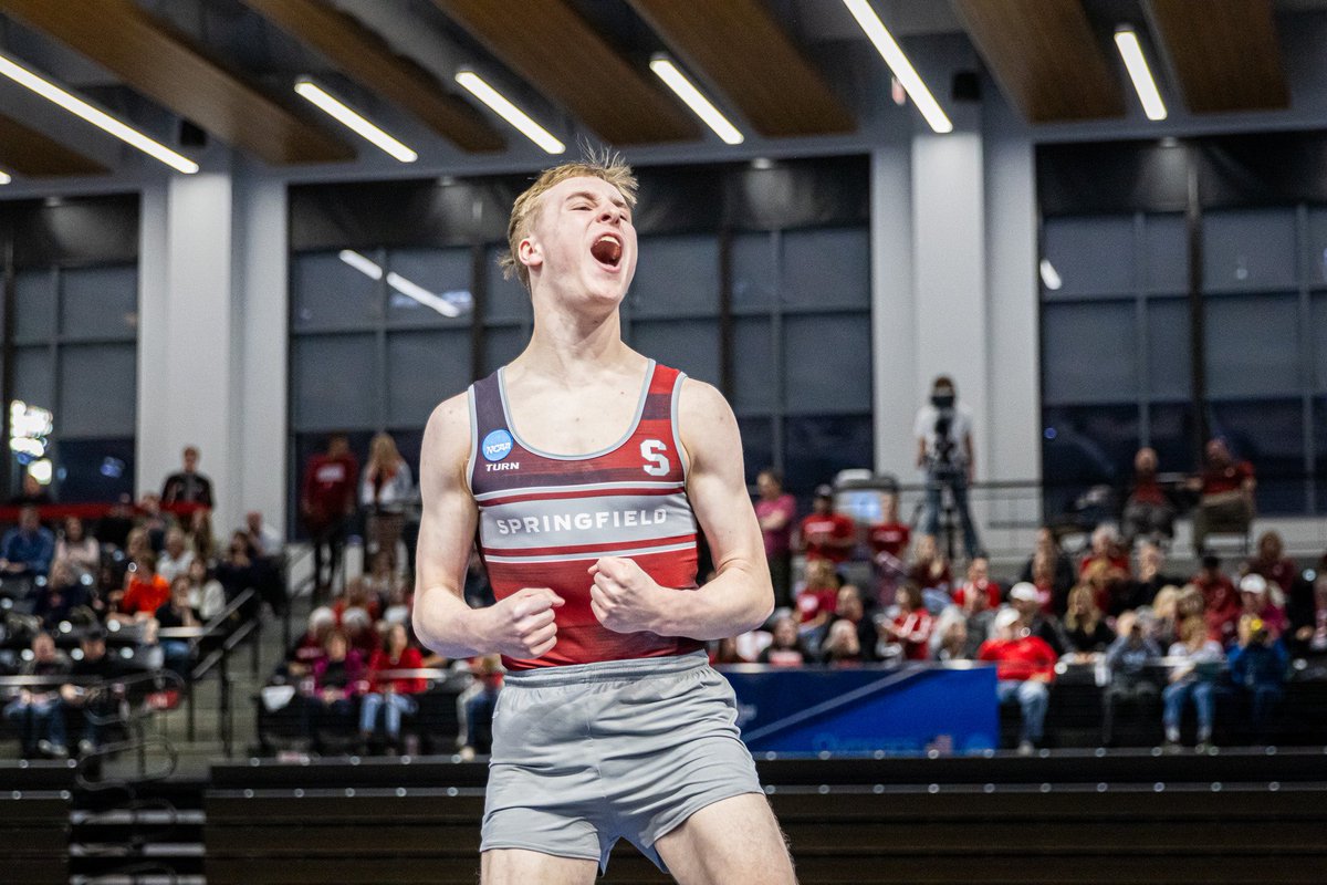 PrideMGym's tweet photo. Let’s hear it for our individual NCAA Championships qualifiers competing tonight at 6:00pm! Livestream on https://t.co/FNi4XmLipO

🔻Evan Reichert - Floor Exercise 
🔻Peyton Cramer - Pommel Horse
🔻Owen Carney - Vault 

#springfieldcollege #gymnastics #ncaagymnastics https://t.co/c3bak5LtAm