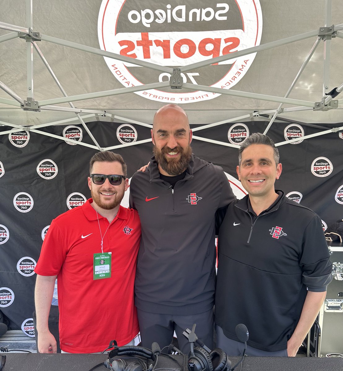 Thanks to @TheHC_CoachLew for joining us today before the @AztecFB #AztecFast showcase! 🔴⚫️